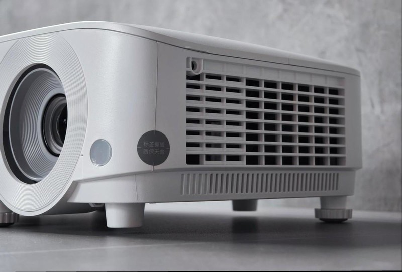 老品牌再出新品！明基E系列高亮办公投影仪E545打造高效会议体验