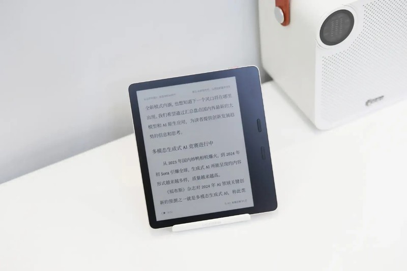 墨案Pantone7彩屏电子书上手，读书成为享受 ，颜值让你心悦！