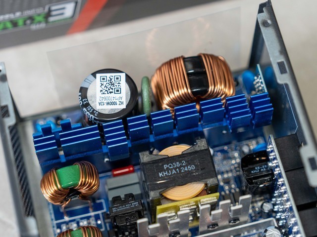 性价比之王再升级，安耐美PlatiKill白金竞蝠1000W电源拆解分享