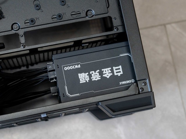 性价比之王再升级，安耐美PlatiKill白金竞蝠1000W电源拆解分享