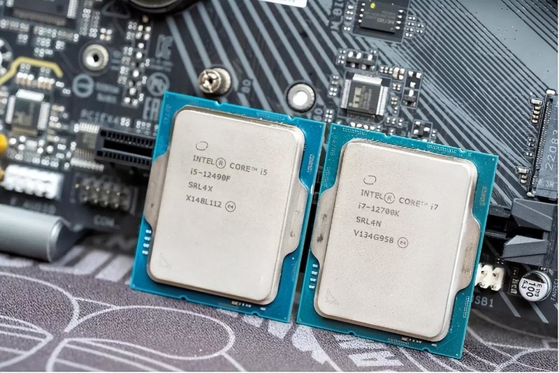 i7-12700k和i7-12700f ChMkLGMLWfaIT-UyAAI4IHB6EusAAG7rAFM8zcAAjg4110.jpg