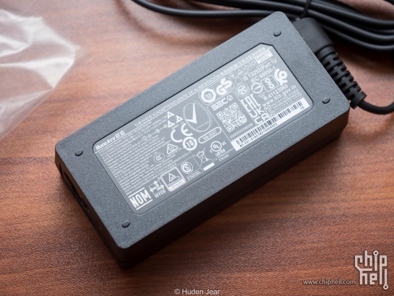 好像性能还不错？玩一玩intel NUC Atlas峡谷 赛扬N5015