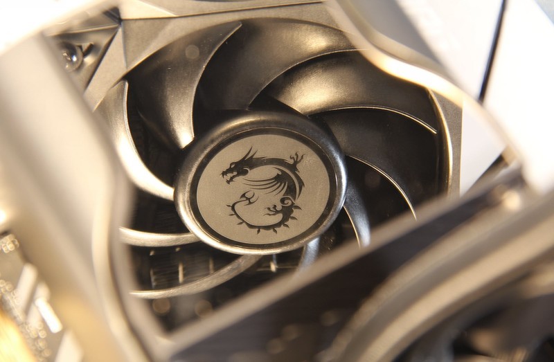 让“NON K”超频更加到位，360水冷成了必需品