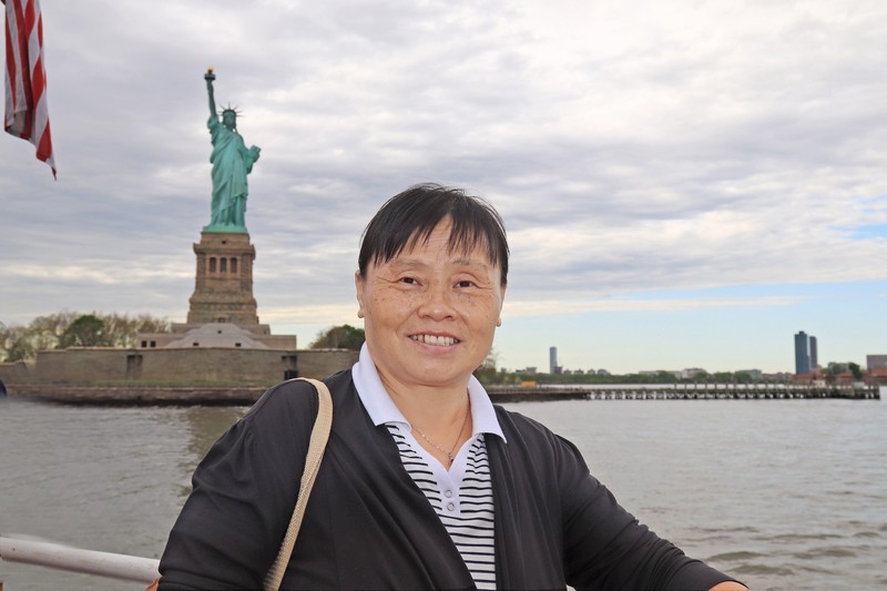 乘船游览美国纽约曼哈顿港(一）