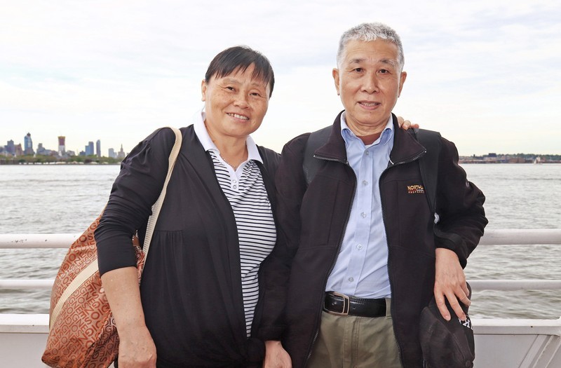 乘船游览美国纽约曼哈顿港(一）