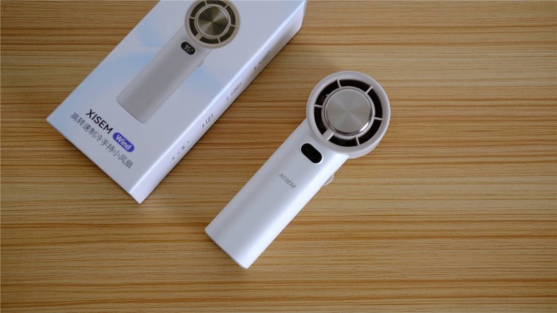 西圣超导体制冷风扇，可随身携带的小空调！