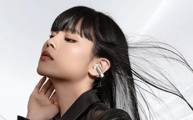 2025年最好的夹耳式耳机：耳夹耳机的正确佩戴方式