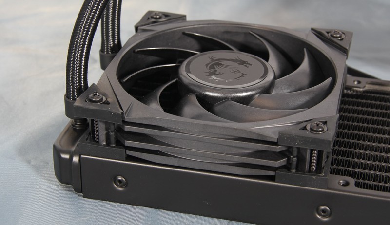 让“NON K”超频更加到位，360水冷成了必需品