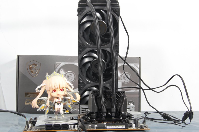 让“NON K”超频更加到位，360水冷成了必需品