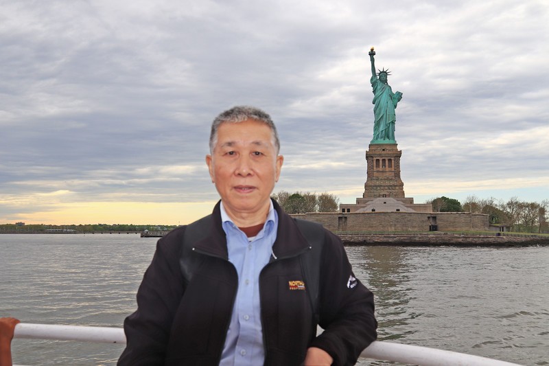 乘船游览美国纽约曼哈顿港(一）