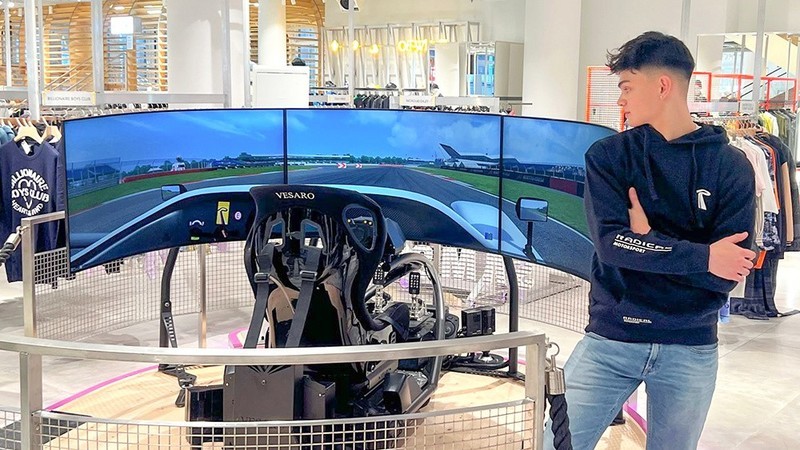 3 台 55 英寸显示器环绕是什么体验？星空体育平台在伦敦设立 Odyssey Ark 4K 游戏展台