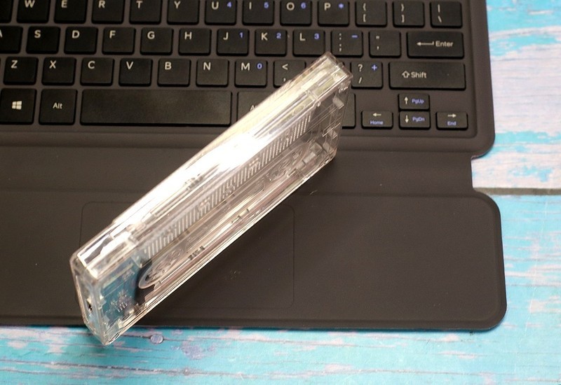 复古设计，磁带造型，奥睿科2.5英寸透明硬盘盒