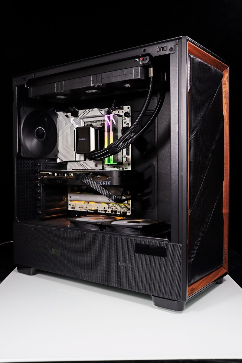 锐龙 9000 好搭档！宏碁掠夺者 炫光星舰 DDR5 6000 C28 16G*2