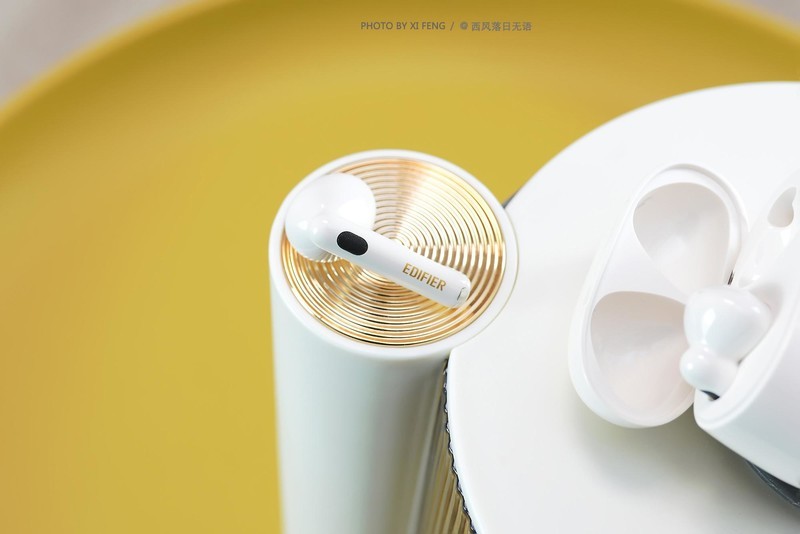 好听、好看、便宜！凑齐爆款三要素：漫步者LOLLI3 ANC降噪耳机