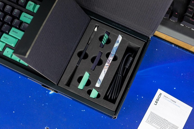 小尺寸、数字键、客制化、带背光，联想拯救者K7机械键盘体验