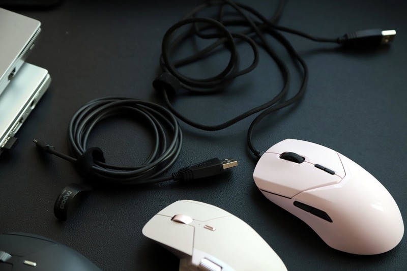 静益求精丝滑跨屏，雷柏MT760＆MT760mini无线多模办公鼠标评测