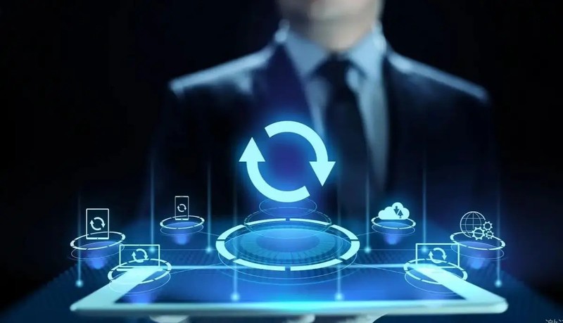 Java 已死，大模型才是未来？