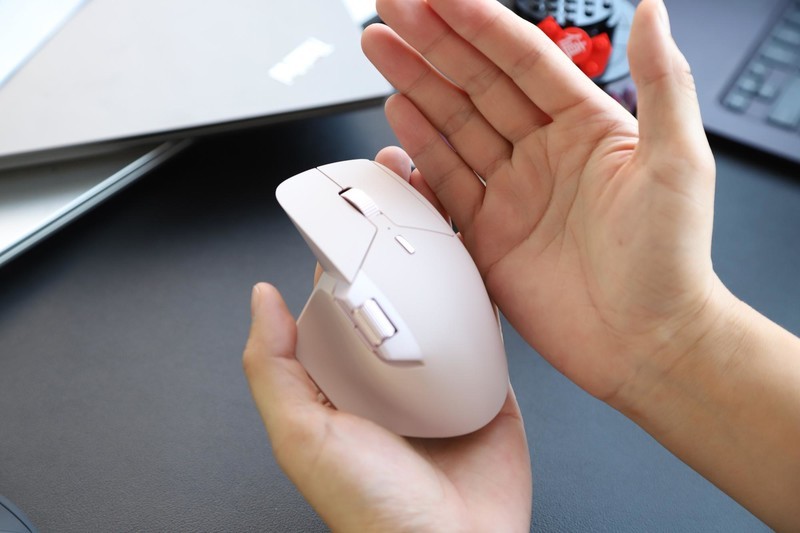 静益求精丝滑跨屏，雷柏MT760＆MT760mini无线多模办公鼠标评测