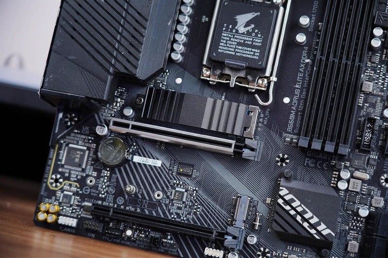 中端主板如何选？技嘉小雕AXB660M AX DDR4实力告诉你，选它没有错