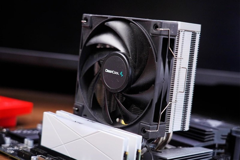 中端主板如何选？技嘉小雕AXB660M AX DDR4实力告诉你，选它没有错