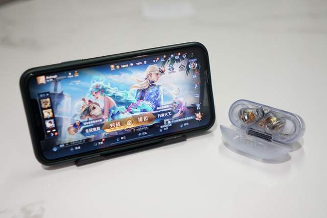 未来战士，透明机甲，泥炭Capsule3 Pro耳机体验