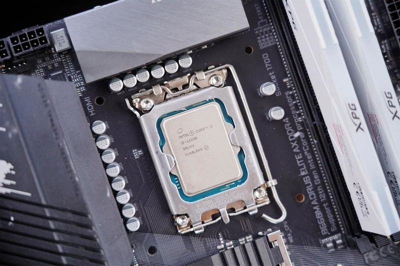 中端主板如何选？技嘉小雕AXB660M AX DDR4实力告诉你，选它没有错