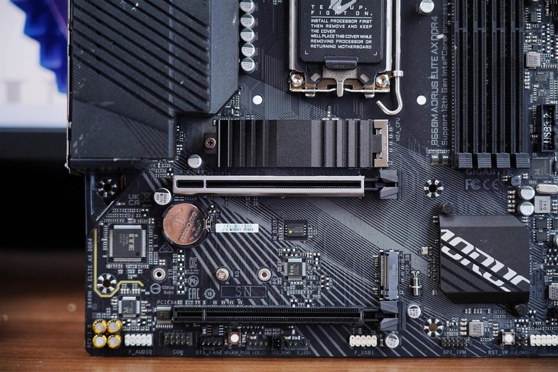 中端主板如何选？技嘉小雕AXB660M AX DDR4实力告诉你，选它没有错