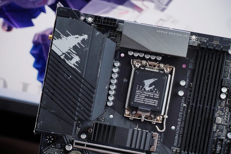 中端主板如何选？技嘉小雕AXB660M AX DDR4实力告诉你，选它没有错