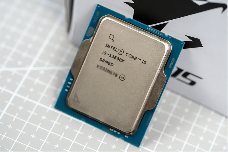 颜值绝绝子，新款雕妹主板，B760M AORUS ELITE AX-P装机分享