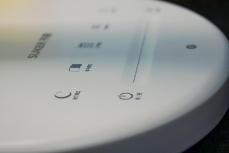 红光黑科技加持，书客L2 Pro护眼台灯主打护眼