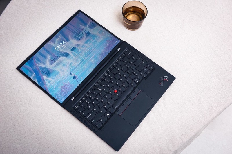 升级到准标压处理器？来自进化后 ThinkPad X1 Carbon 2022 的体验
