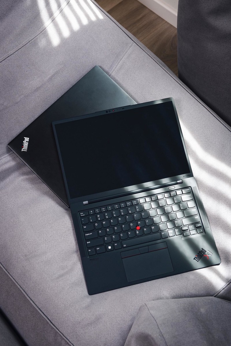升级到准标压处理器？来自进化后 ThinkPad X1 Carbon 2022 的体验