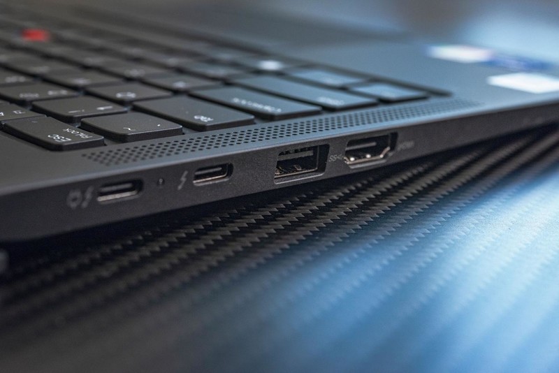 升级到准标压处理器？来自进化后 ThinkPad X1 Carbon 2022 的体验