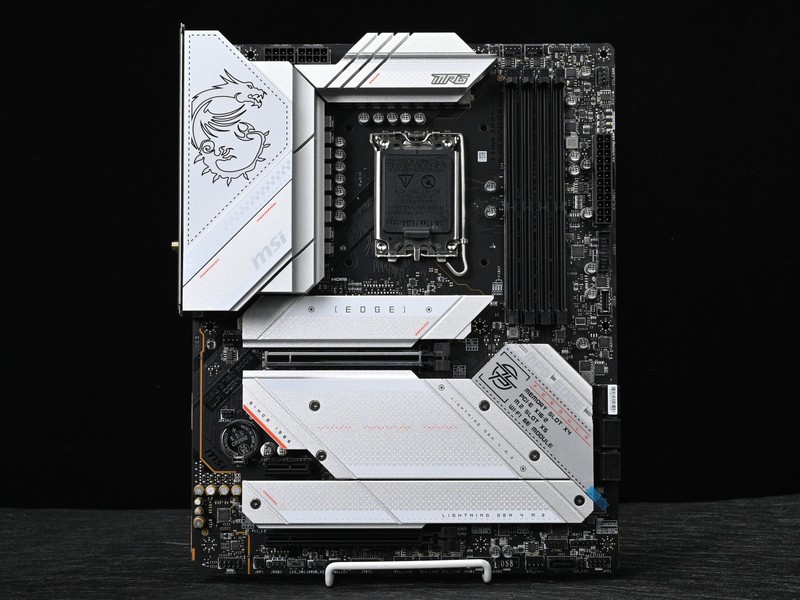 固态硬盘SSD测试集锦 篇一：十三香见证XPG GAMMIX翼龙S11表现