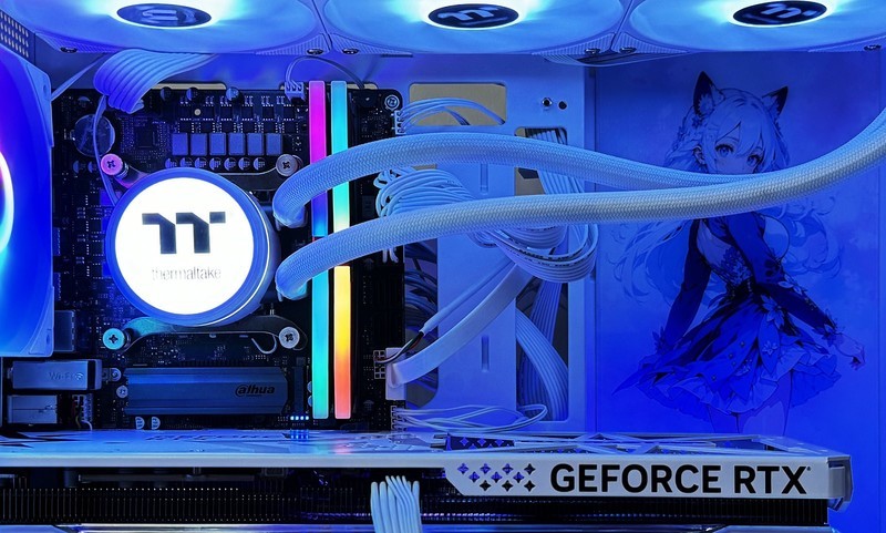 钢影透EX海景房机箱装机：支持360水冷加10风扇位，不负其名