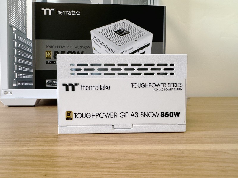 钢影透EX海景房机箱装机：支持360水冷加10风扇位，不负其名