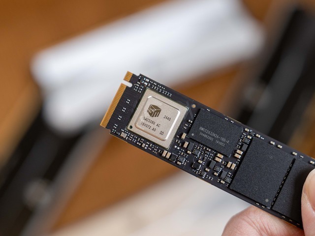 旗舰标杆SDD，满血低温PCIe 5.0固态，宏碁掠夺者GM9000 2TB测评