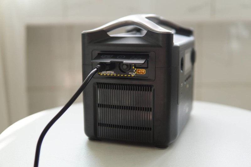 堪比发电机！600W大功率，户外烧水做饭样样能，正浩睿Pro测评