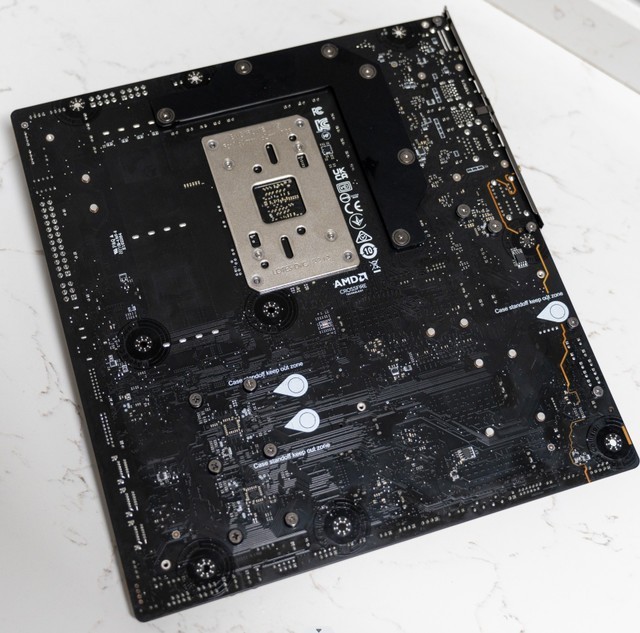 暴力美学展示，微星 MEG X670E ACE战神主板拆机