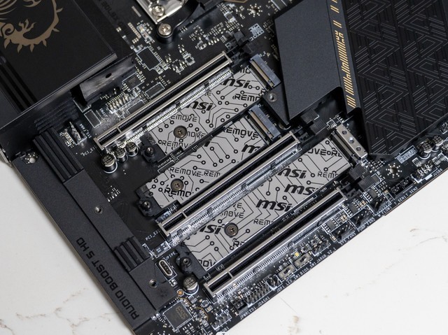 暴力美学展示，微星 MEG X670E ACE战神主板拆机