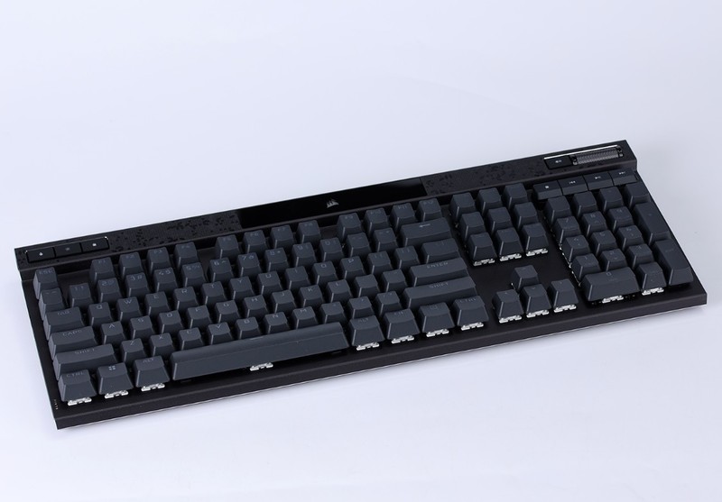 可调磁轴+支持Rapid Trigger ！美商海盗船K70 MAX RGB机械键盘实测分享