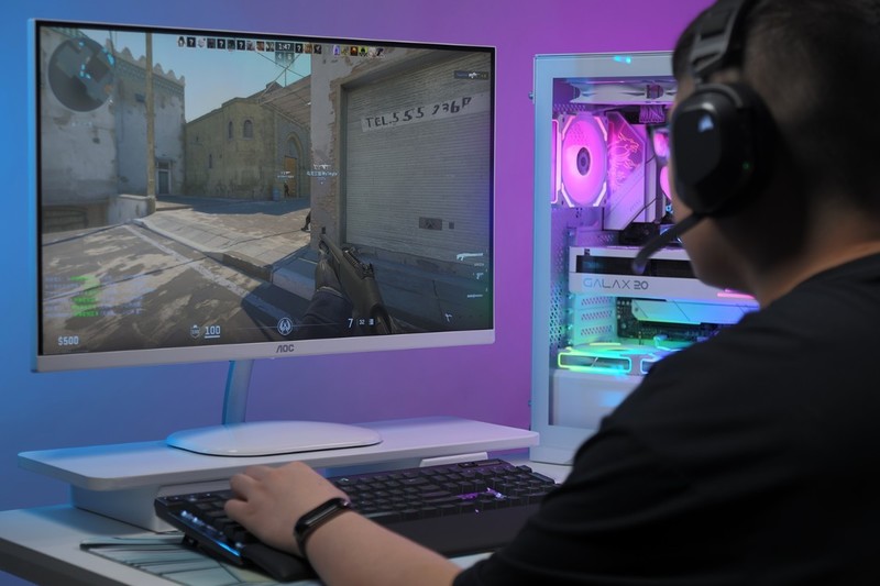 可调磁轴+支持Rapid Trigger ！美商海盗船K70 MAX RGB机械键盘实测分享