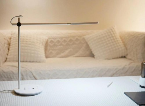 儿童照明灯led哪个好？平价护眼台灯的省钱还是赔健康？