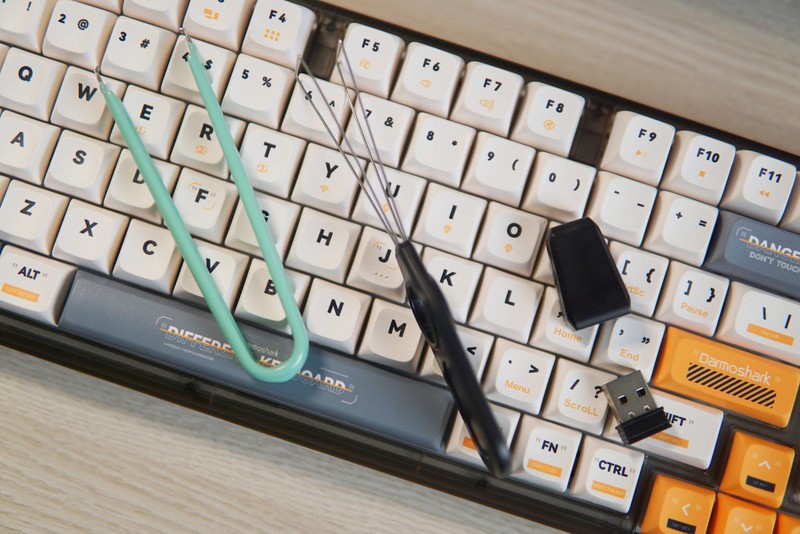 老牌键盘摩豹新出的颜值担当，Darmoshark K7 pro开箱