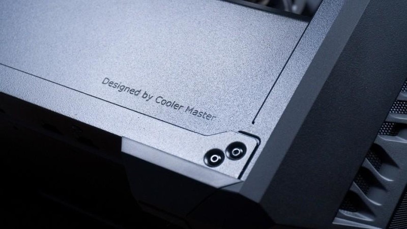 换机箱如换刀，酷冷至尊MB520 MESH神光RGB秀，老机器又支楞起来了