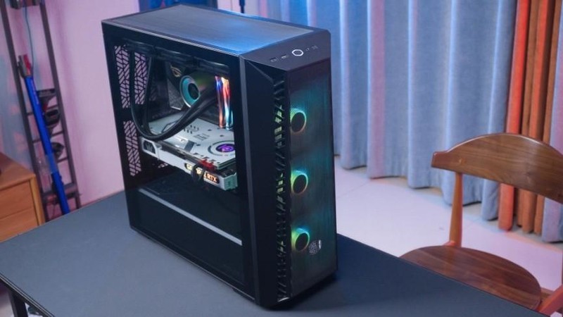 换机箱如换刀，酷冷至尊MB520 MESH神光RGB秀，老机器又支楞起来了