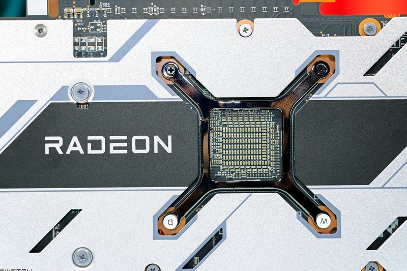 AMD R5 7600 + B650m 重炮手 + 6750XT + 雷克沙 D5 实战 10 款热门游戏