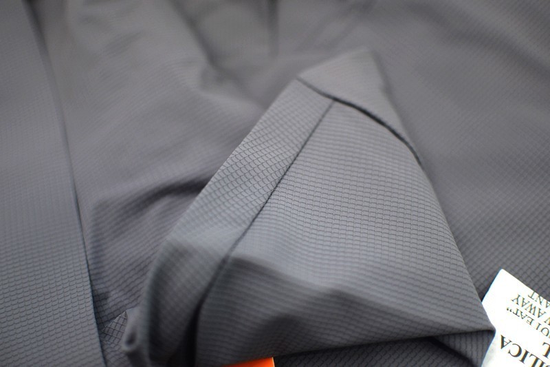 今年夏天就选它，我超喜欢的凉感防晒POLO衫