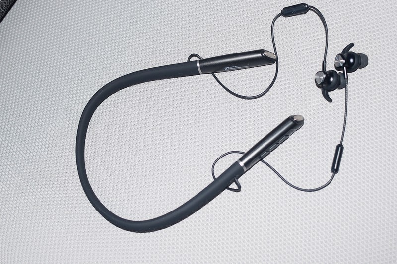 助听器那个品牌的最好 町石挂脖助听器怎么样 助听器最好的牌子推荐