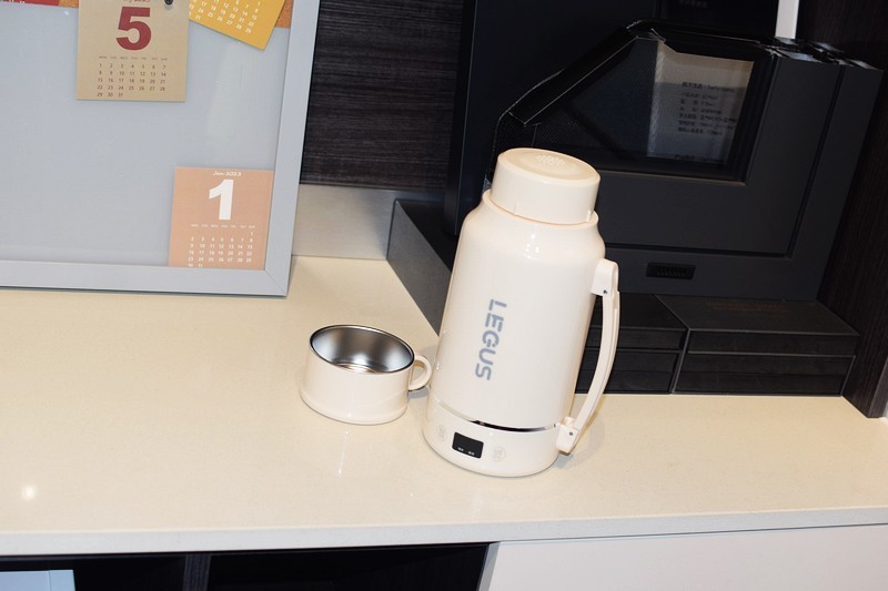 一款集智能、便捷与高效的LEGUS便携式旅行电热杯